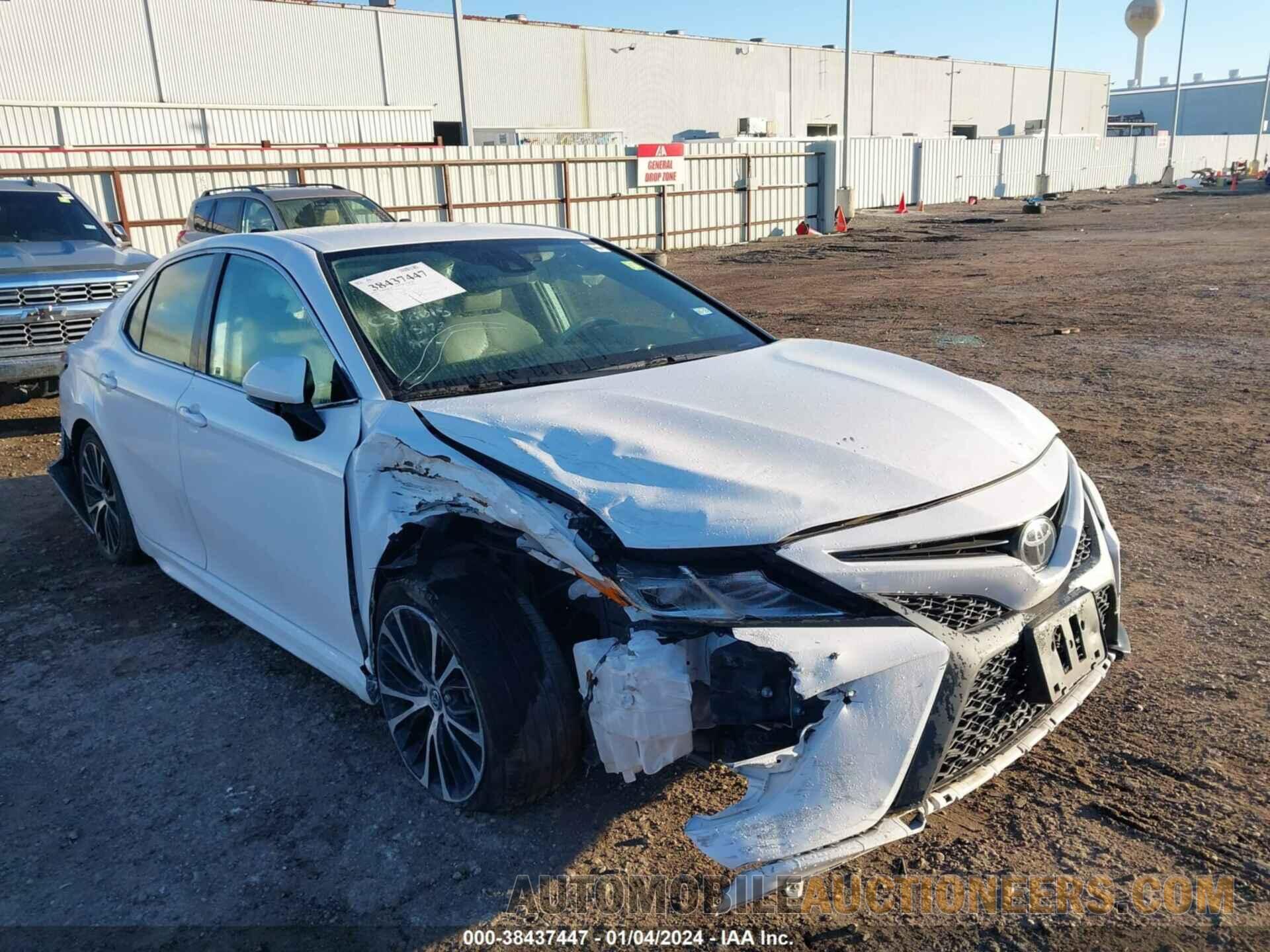 4T1B11HK5KU692135 TOYOTA CAMRY 2019