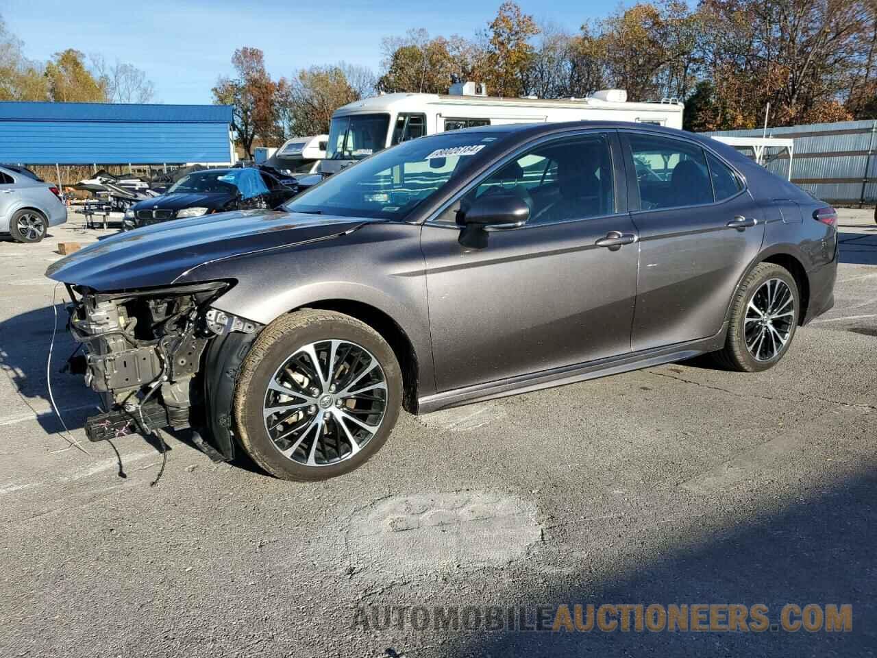 4T1B11HK5KU692751 TOYOTA CAMRY 2019