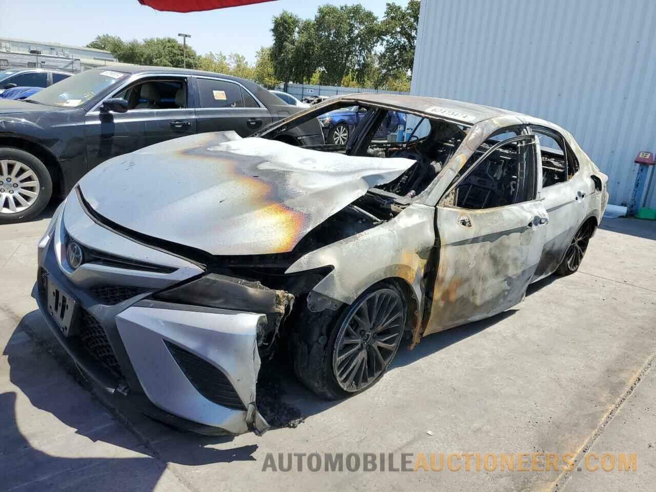 4T1B11HK5KU692796 TOYOTA CAMRY 2019