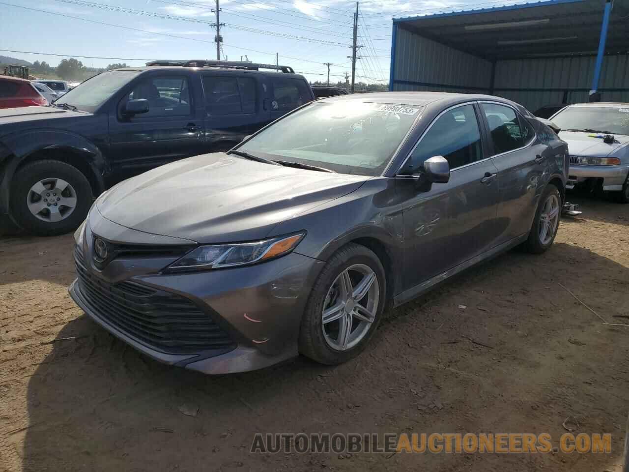 4T1B11HK5KU692958 TOYOTA CAMRY 2019