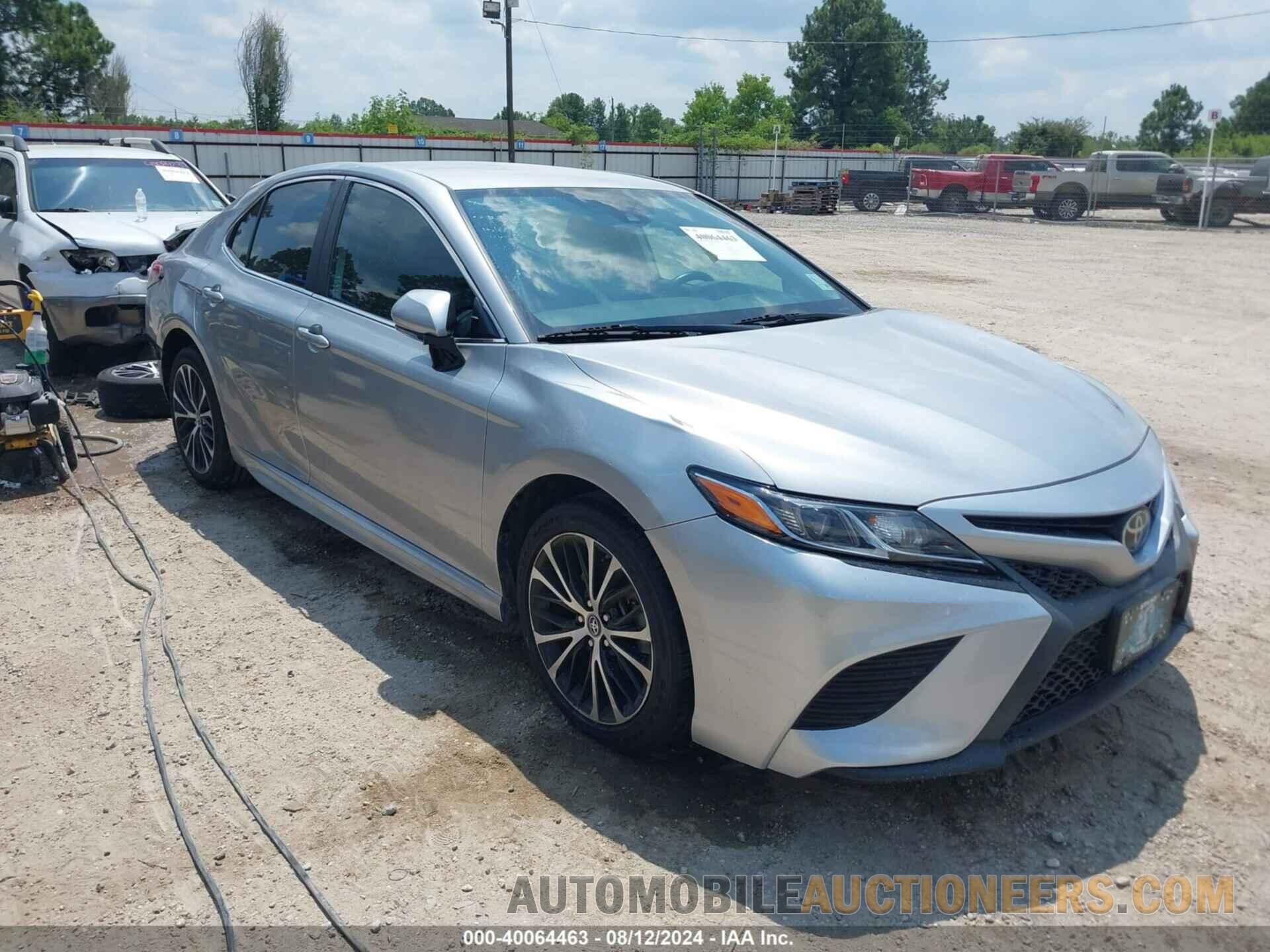 4T1B11HK5KU698677 TOYOTA CAMRY 2019