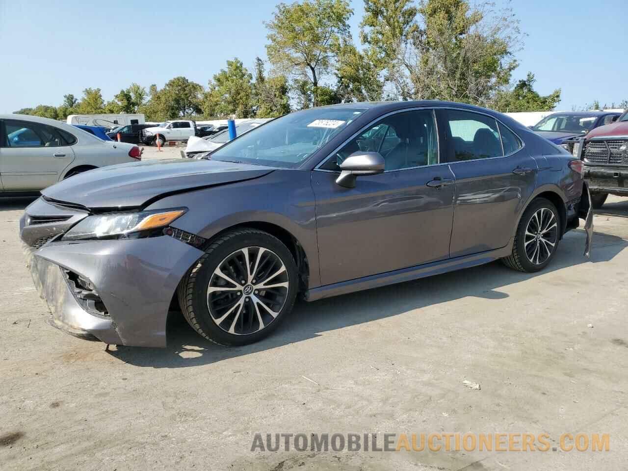 4T1B11HK5KU724520 TOYOTA CAMRY 2019