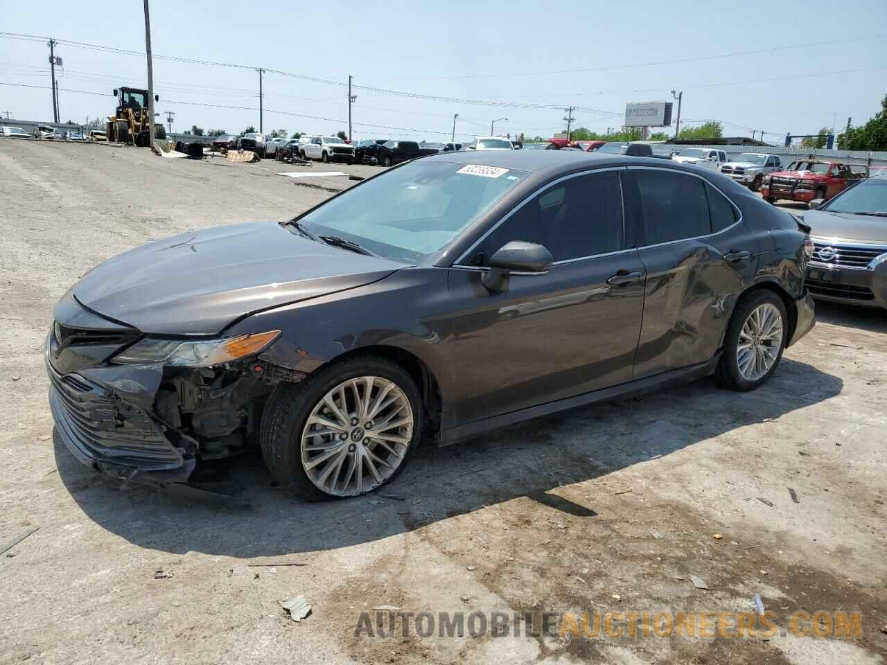 4T1B11HK5KU727143 TOYOTA CAMRY 2019