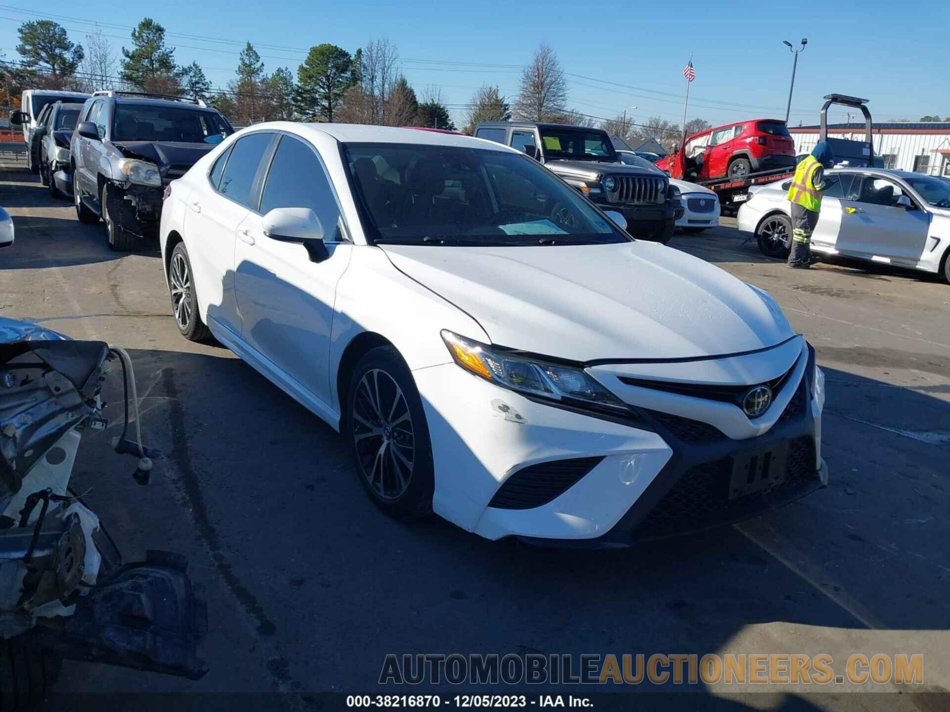 4T1B11HK5KU730155 TOYOTA CAMRY 2019