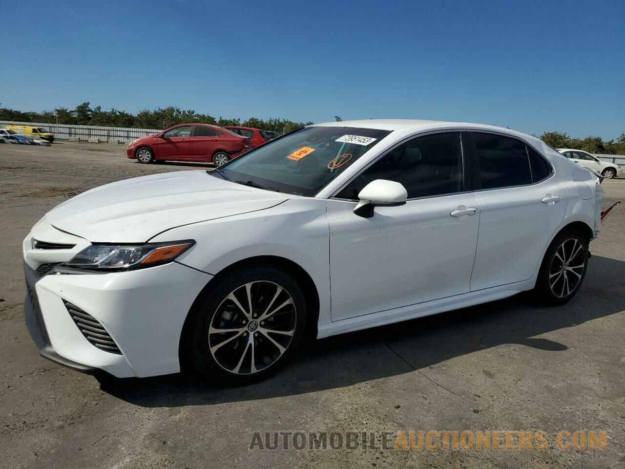 4T1B11HK5KU734657 TOYOTA CAMRY 2019