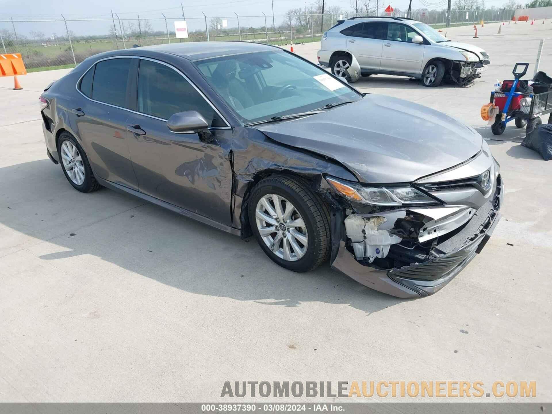 4T1B11HK5KU735372 TOYOTA CAMRY 2019