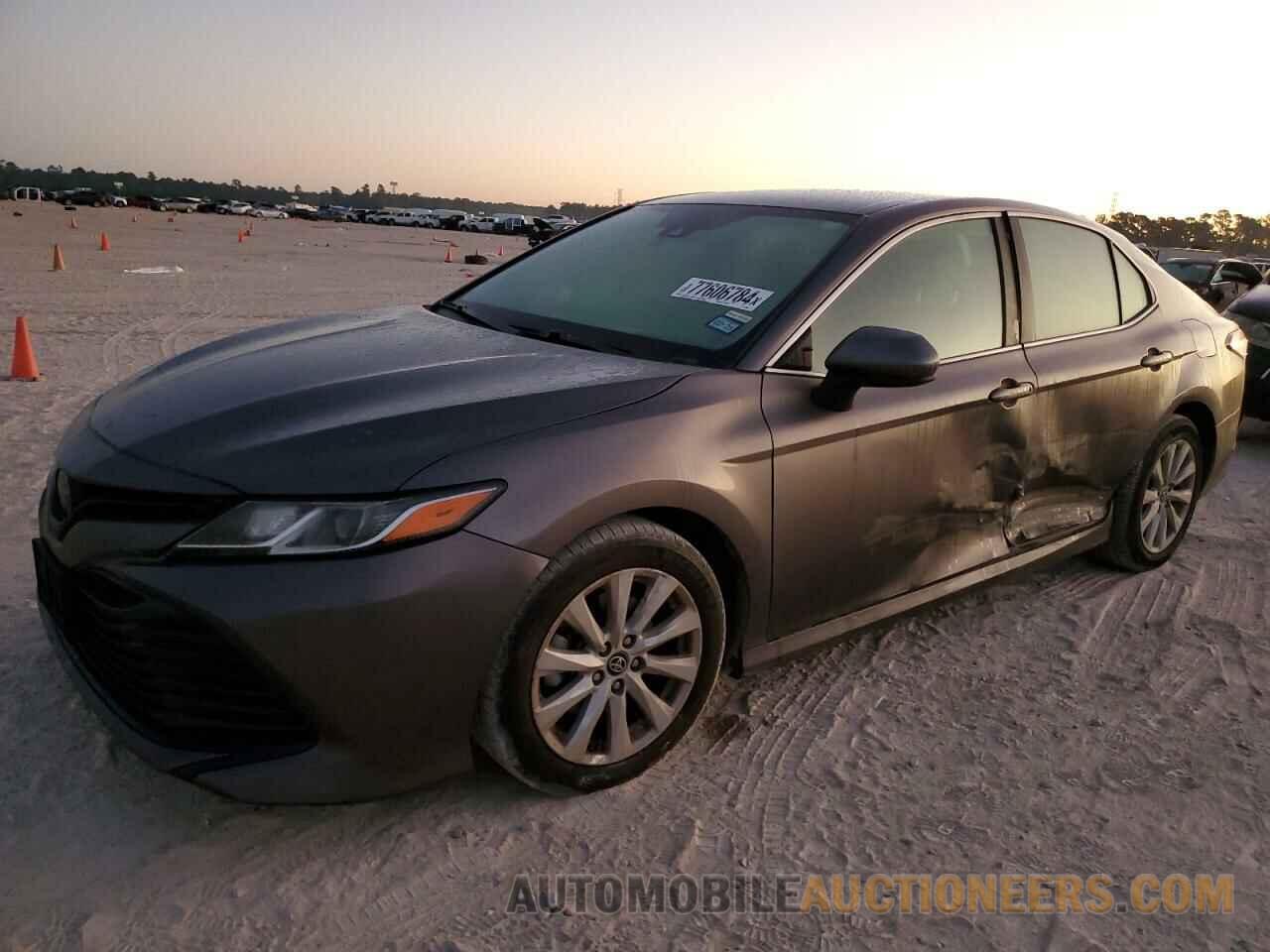 4T1B11HK5KU744959 TOYOTA CAMRY 2019