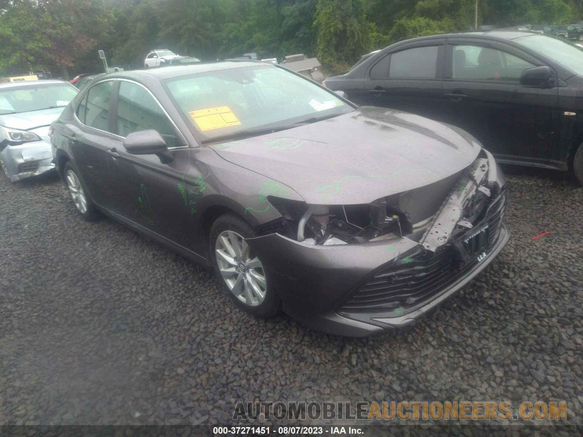 4T1B11HK5KU747537 TOYOTA CAMRY 2019