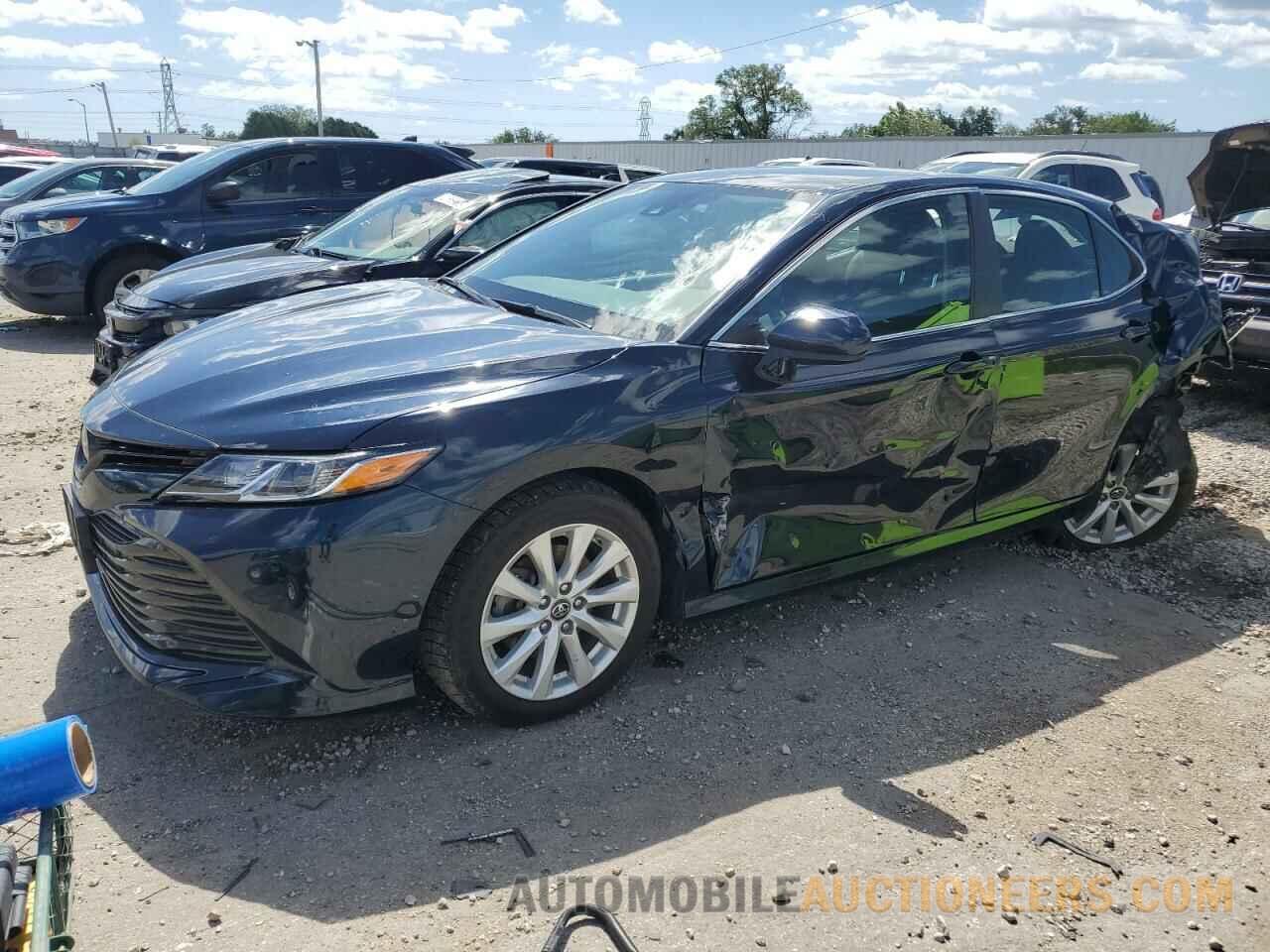 4T1B11HK5KU751782 TOYOTA CAMRY 2019