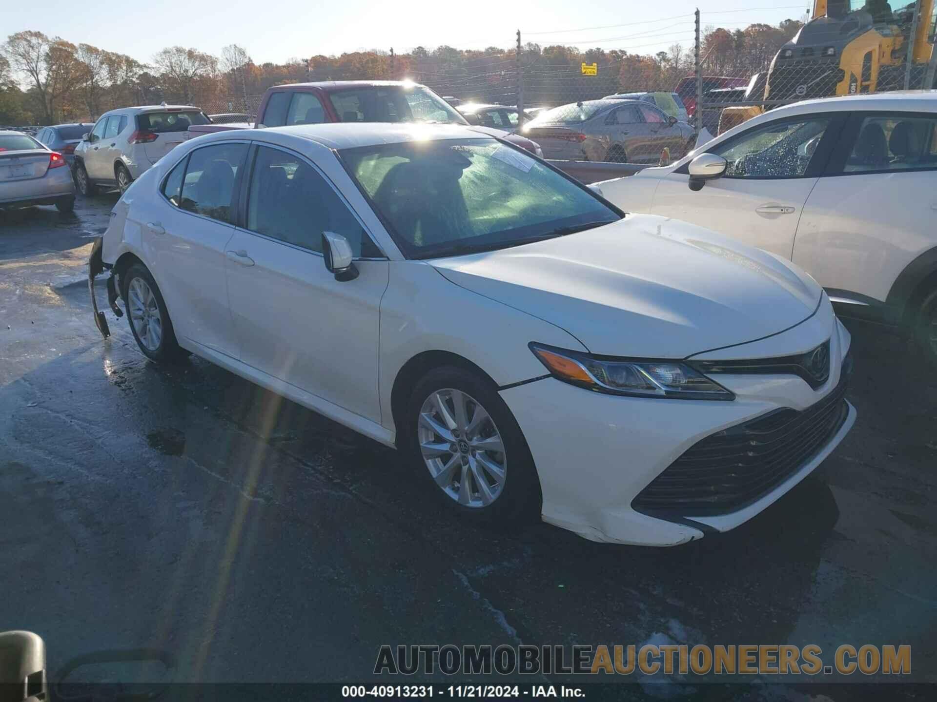 4T1B11HK5KU758862 TOYOTA CAMRY 2019