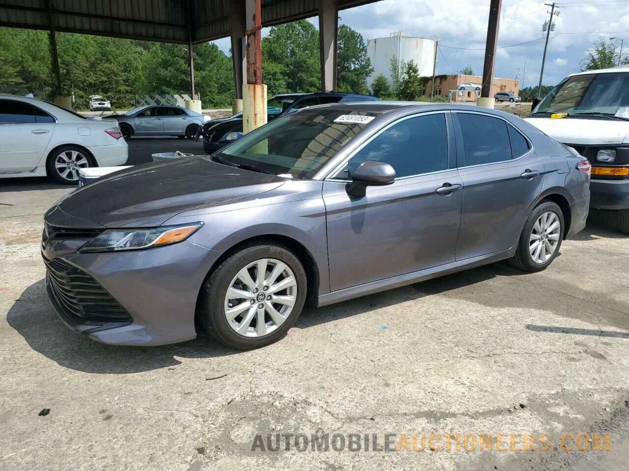 4T1B11HK5KU760885 TOYOTA CAMRY 2019