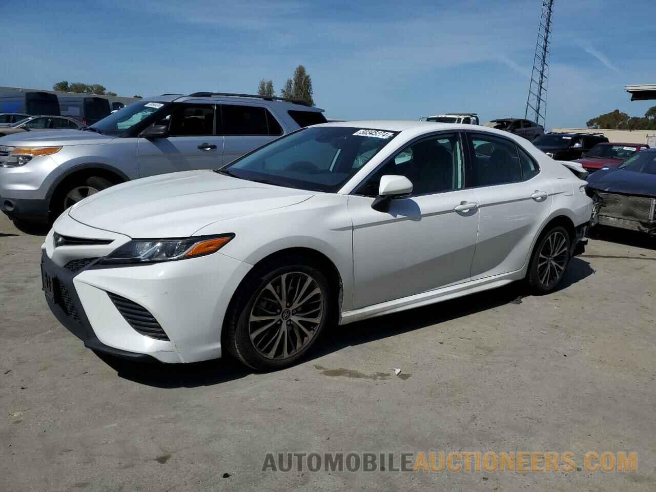 4T1B11HK5KU766301 TOYOTA CAMRY 2019