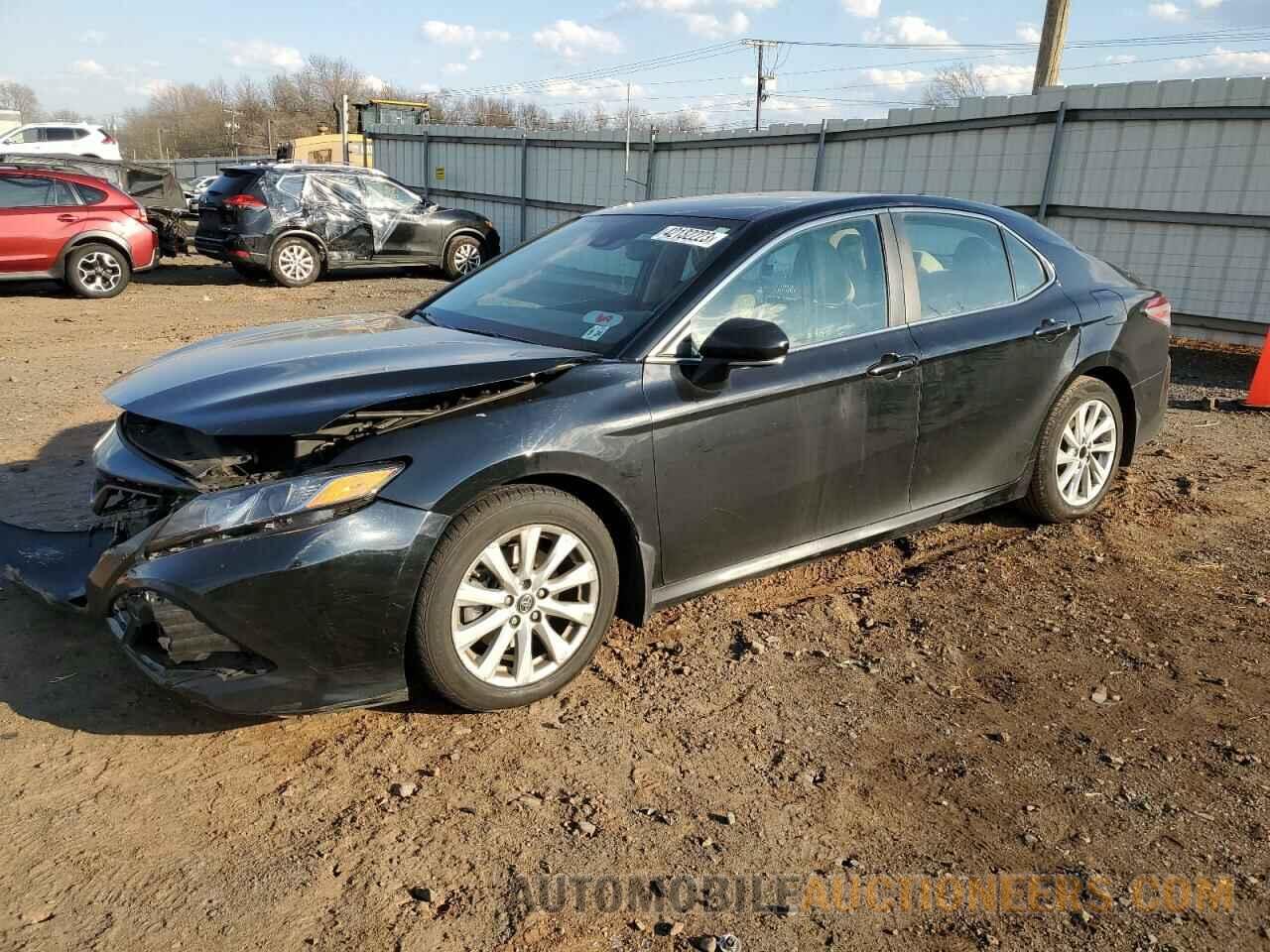 4T1B11HK5KU776889 TOYOTA CAMRY 2019