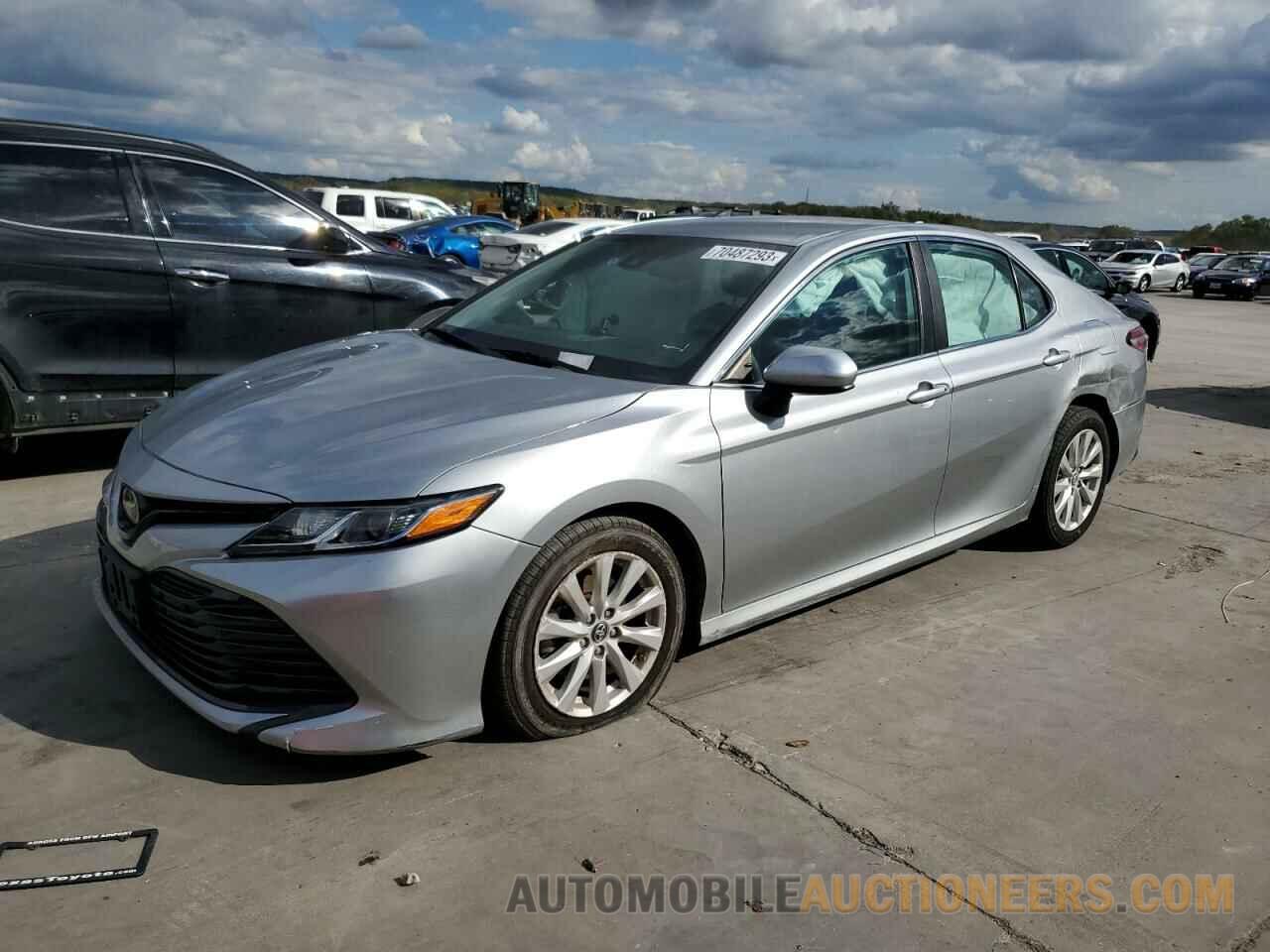 4T1B11HK5KU791389 TOYOTA CAMRY 2019