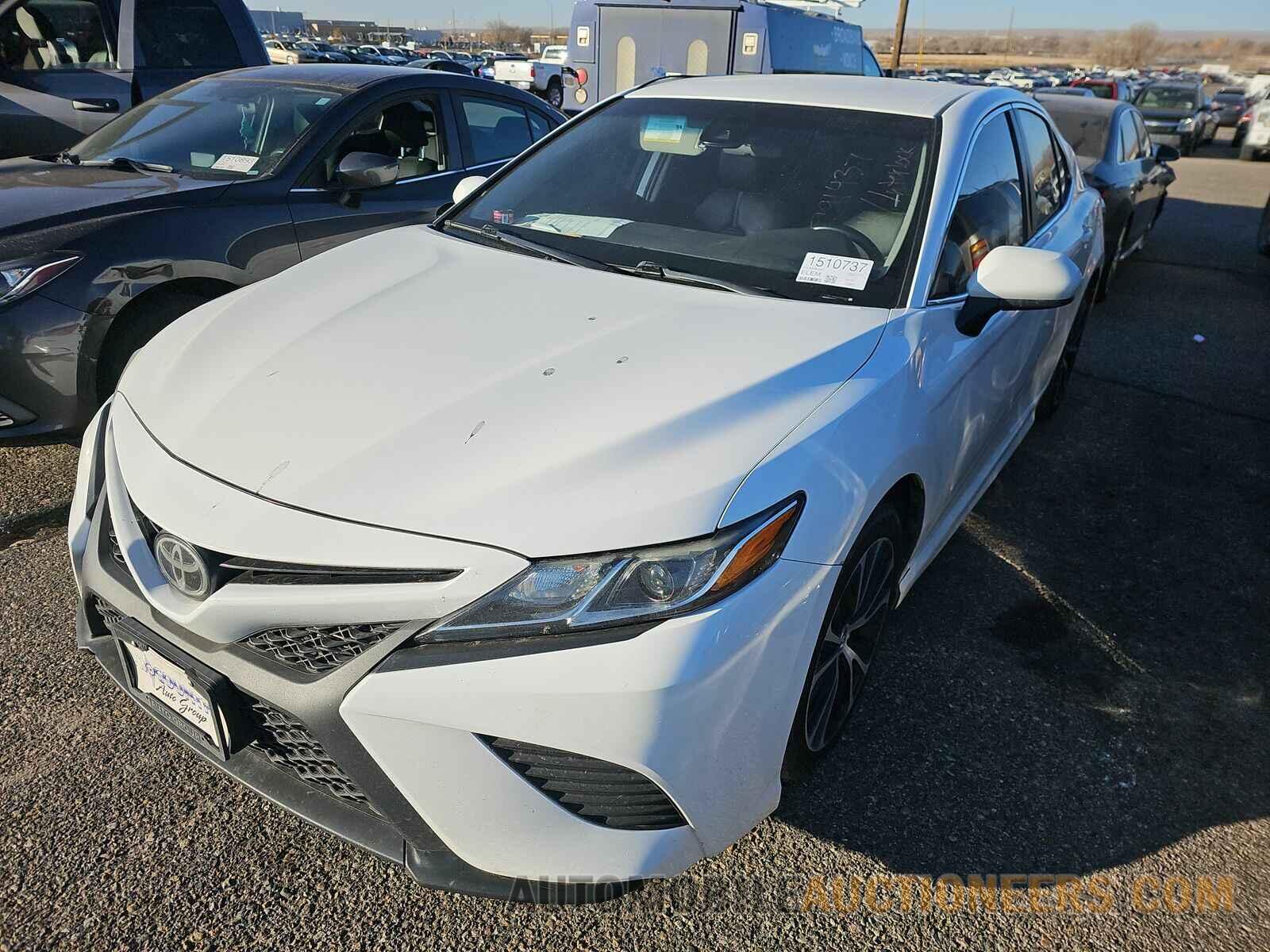 4T1B11HK5KU791473 Toyota Camry 2019