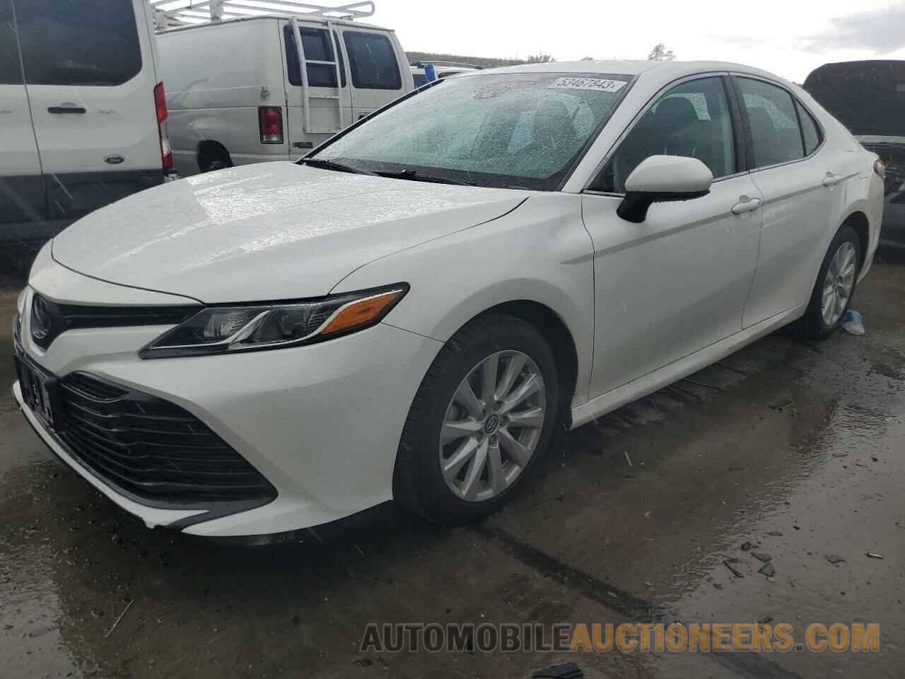 4T1B11HK5KU795989 TOYOTA CAMRY 2019