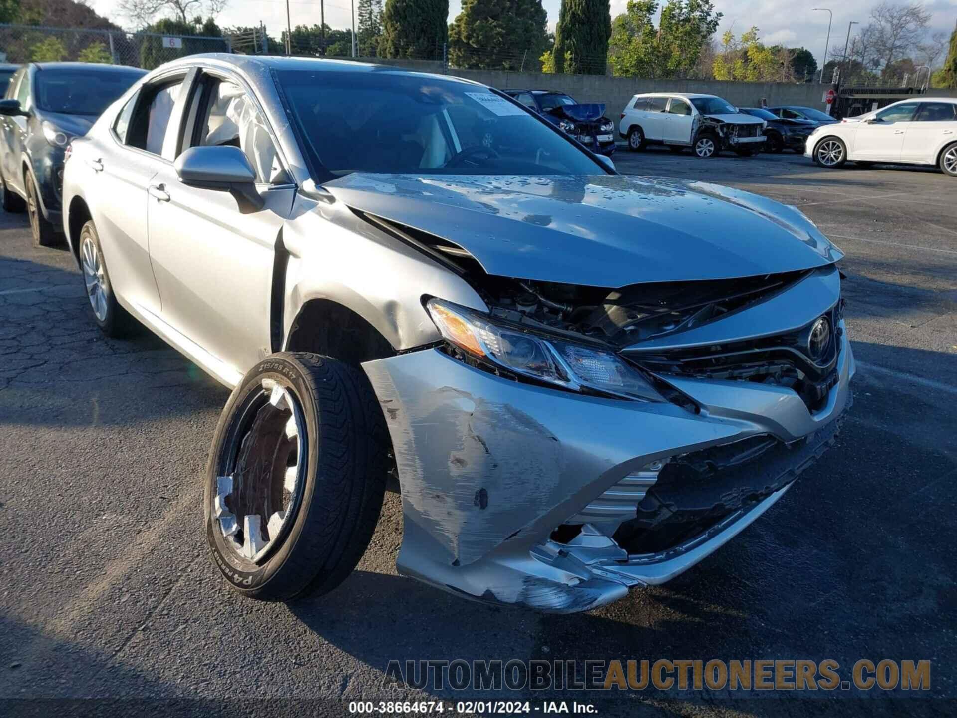 4T1B11HK5KU798889 TOYOTA CAMRY 2019