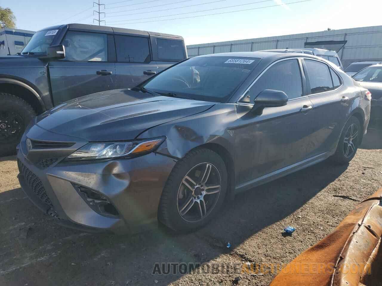 4T1B11HK5KU801029 TOYOTA CAMRY 2019