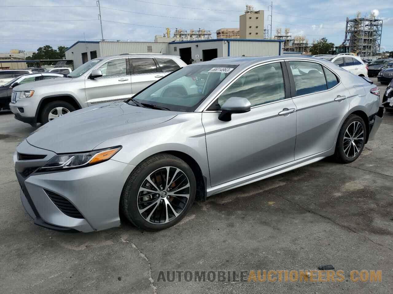 4T1B11HK5KU811396 TOYOTA CAMRY 2019