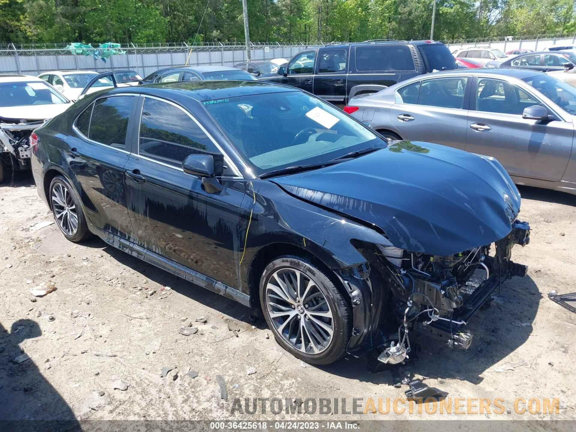 4T1B11HK5KU814878 TOYOTA CAMRY 2019