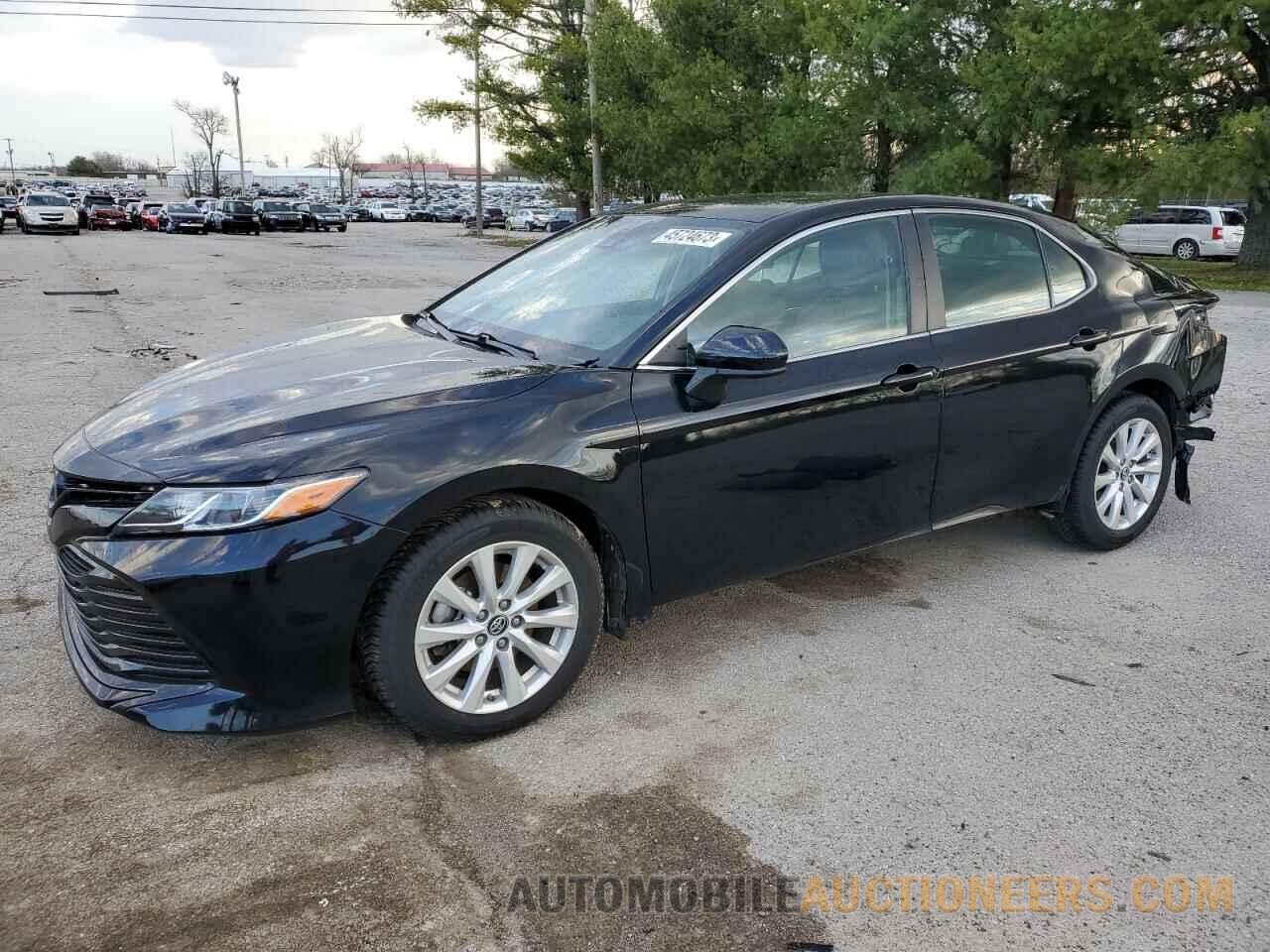 4T1B11HK5KU817683 TOYOTA CAMRY 2019