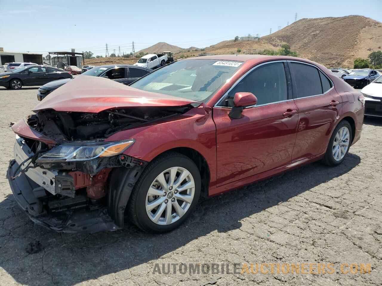 4T1B11HK5KU822902 TOYOTA CAMRY 2019