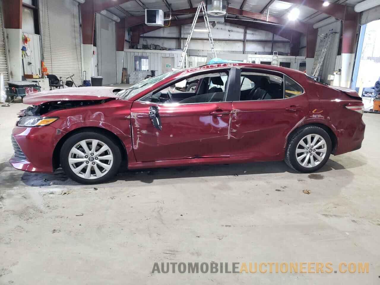 4T1B11HK5KU823662 TOYOTA CAMRY 2019