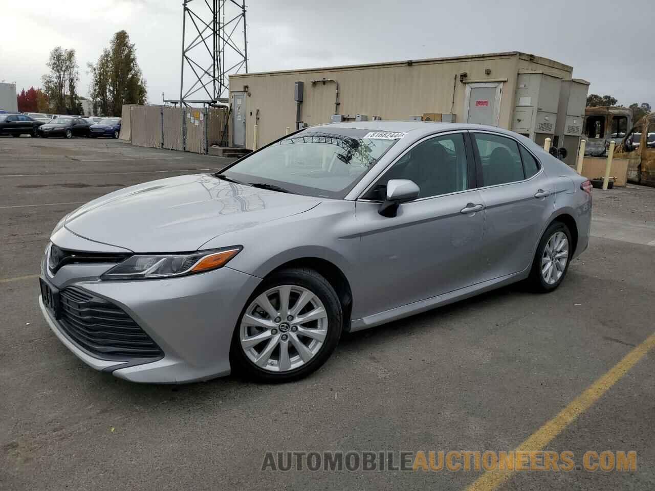 4T1B11HK5KU831308 TOYOTA CAMRY 2019