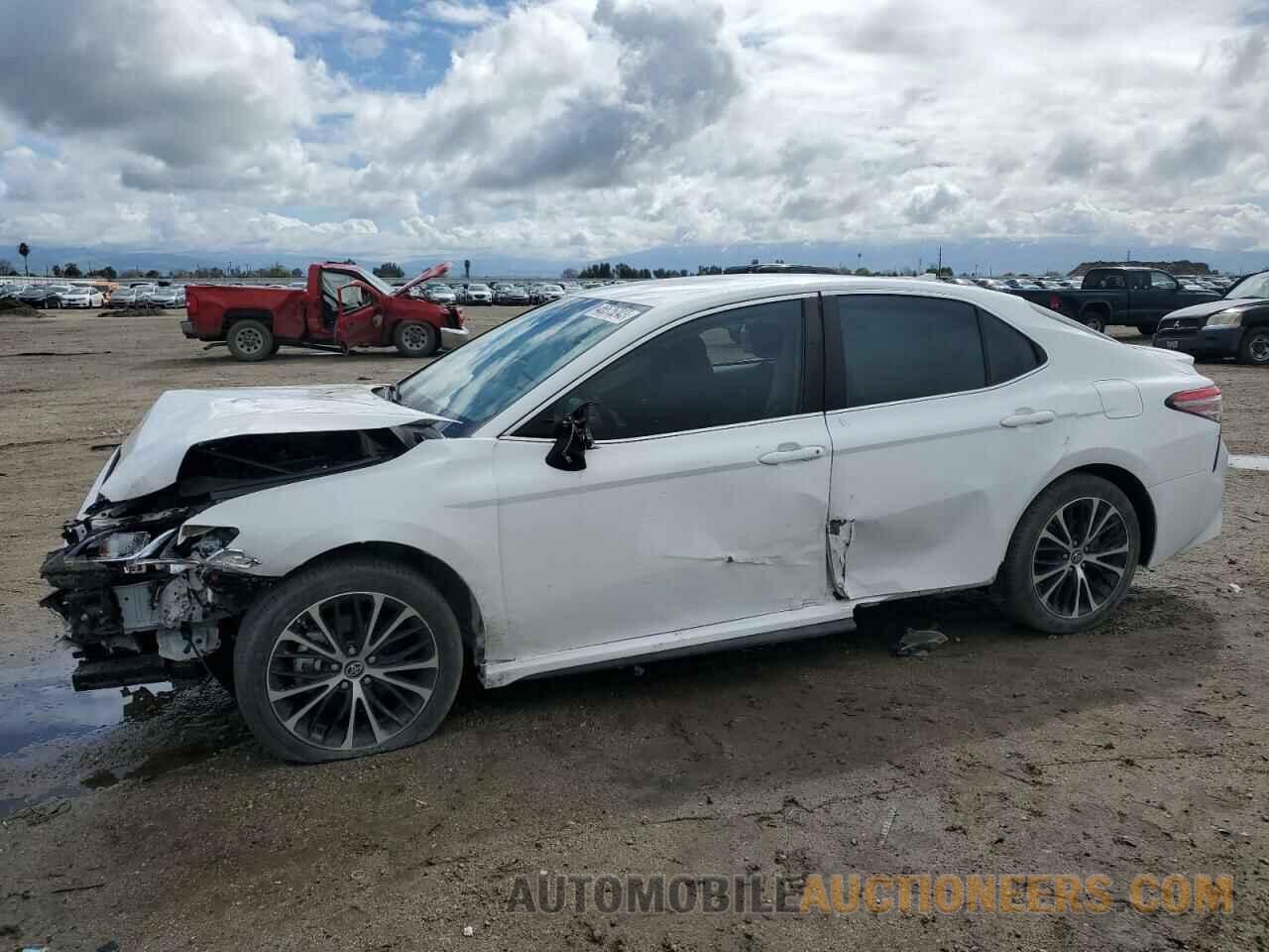 4T1B11HK5KU841918 TOYOTA CAMRY 2019