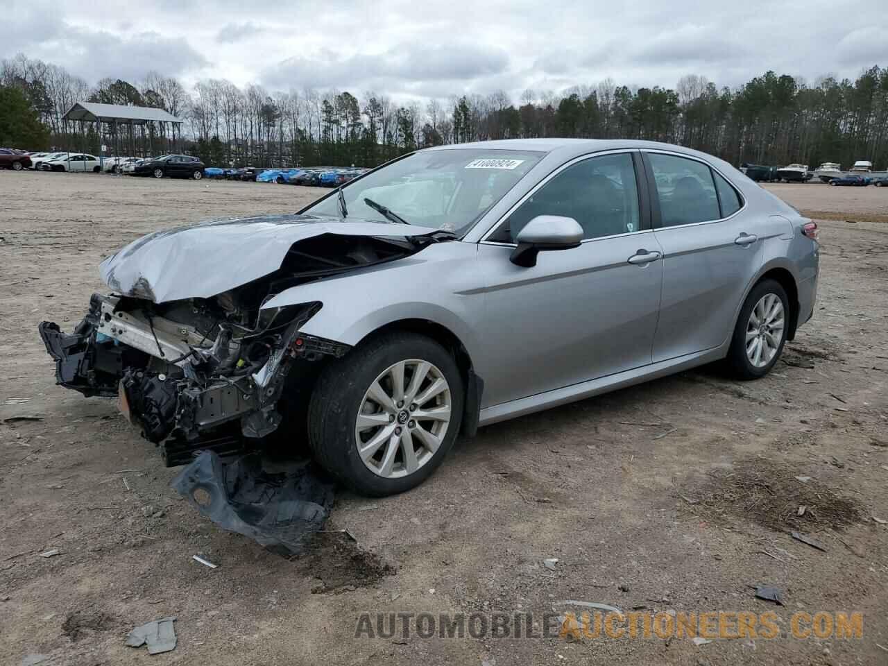 4T1B11HK5KU844558 TOYOTA CAMRY 2019