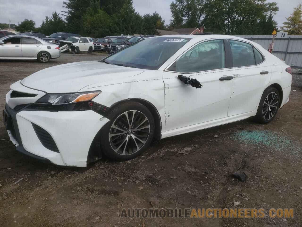 4T1B11HK5KU850490 TOYOTA CAMRY 2019