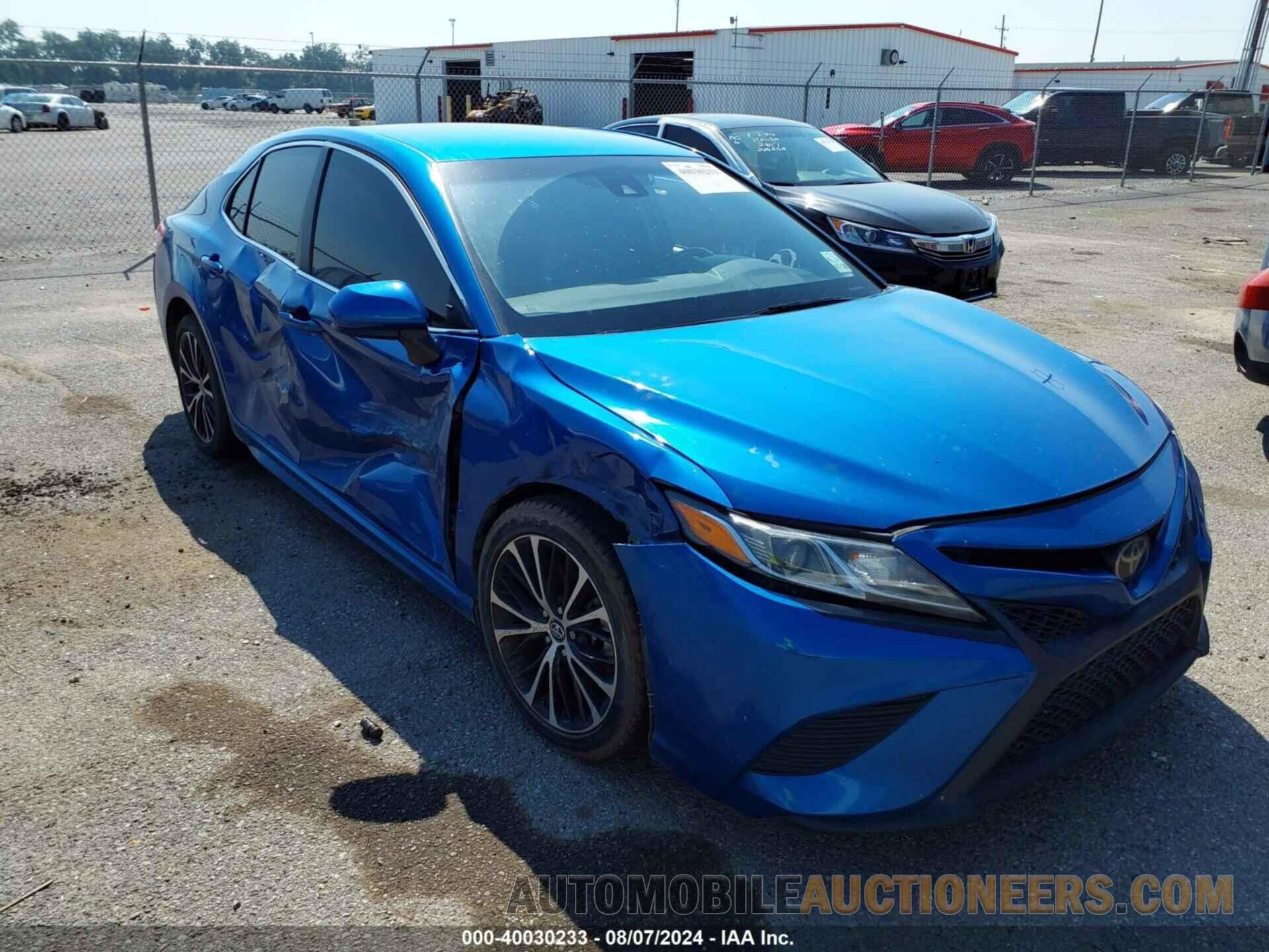 4T1B11HK6JU002536 TOYOTA CAMRY 2018