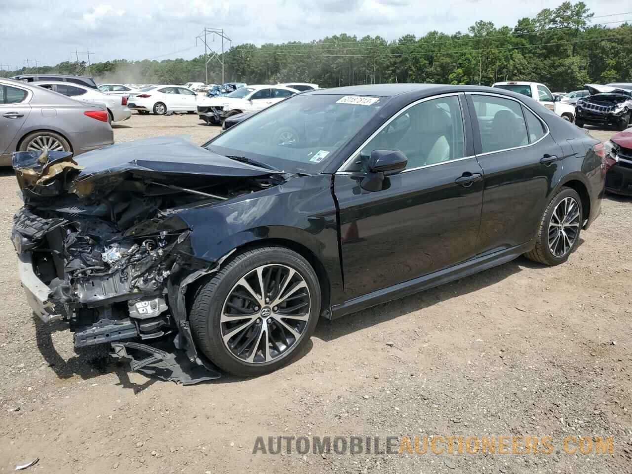 4T1B11HK6JU003363 TOYOTA CAMRY 2018