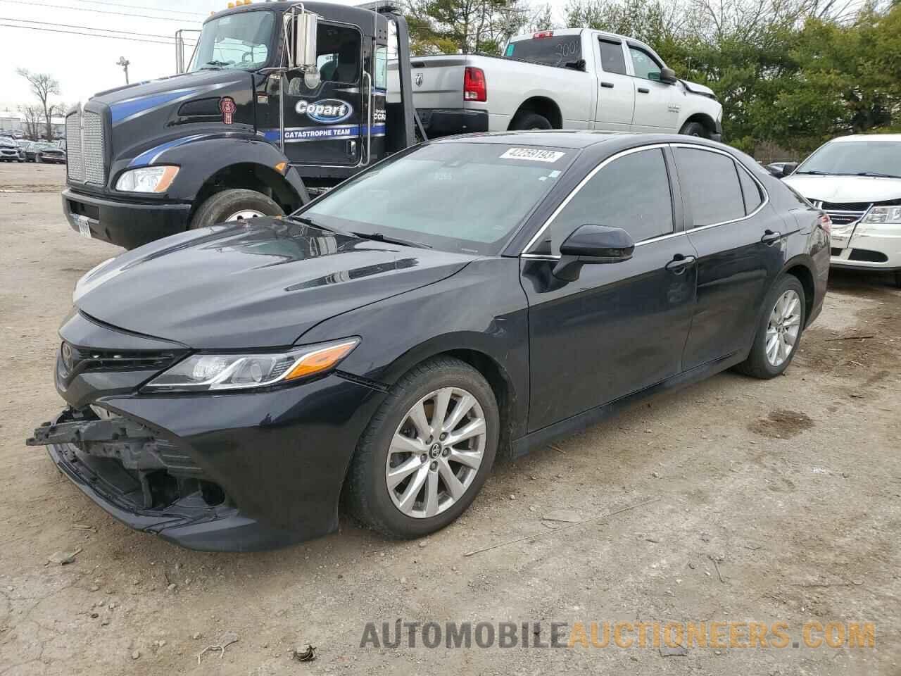 4T1B11HK6JU004495 TOYOTA CAMRY 2018