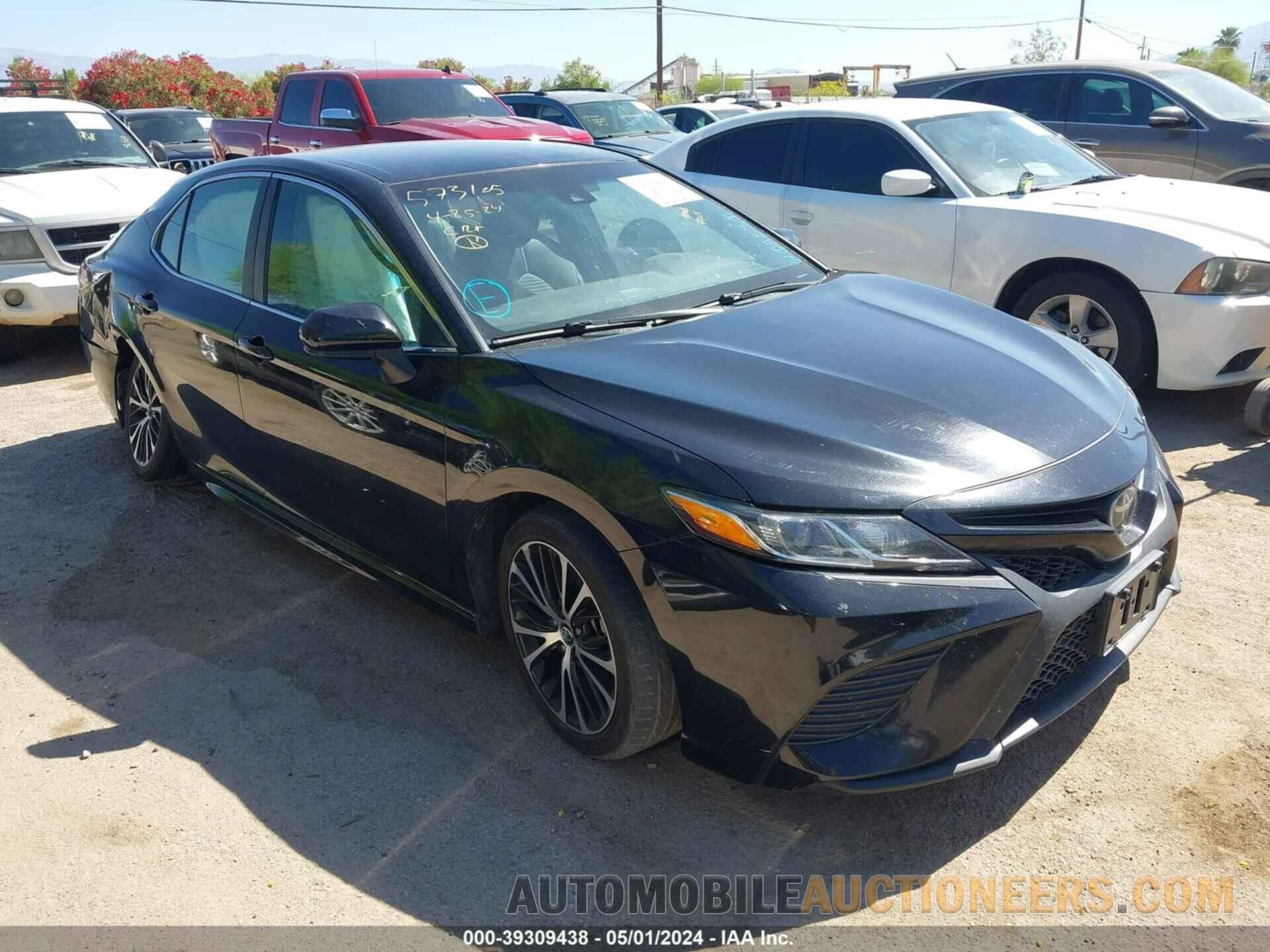 4T1B11HK6JU004531 TOYOTA CAMRY 2018