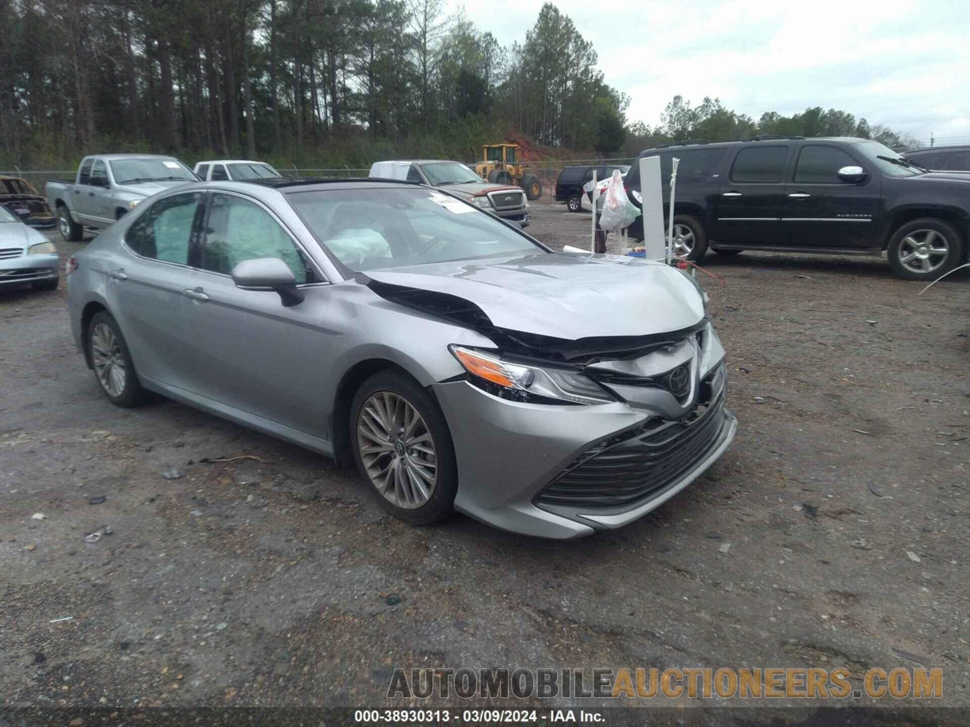 4T1B11HK6JU017523 TOYOTA CAMRY 2018