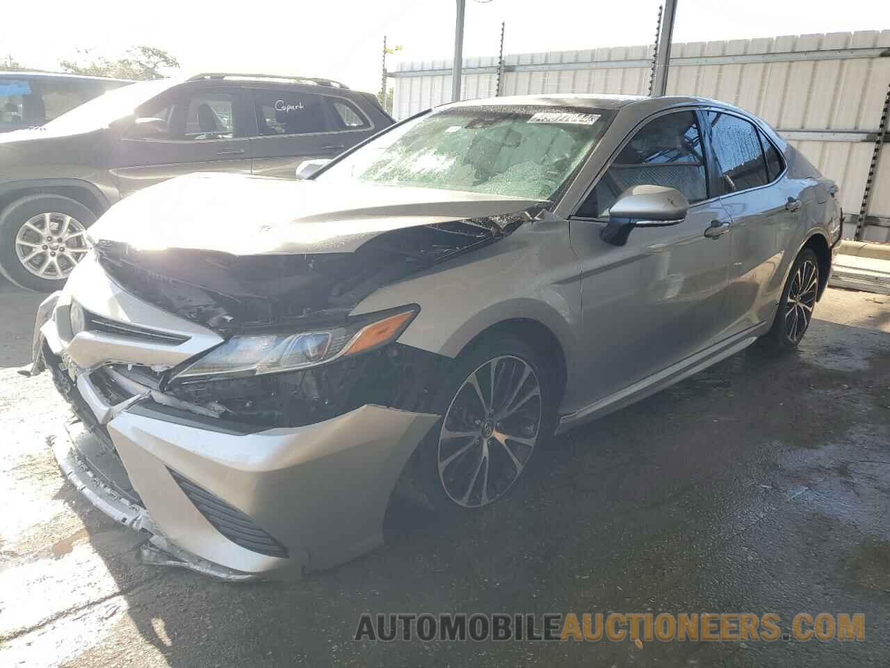 4T1B11HK6JU018865 TOYOTA CAMRY 2018