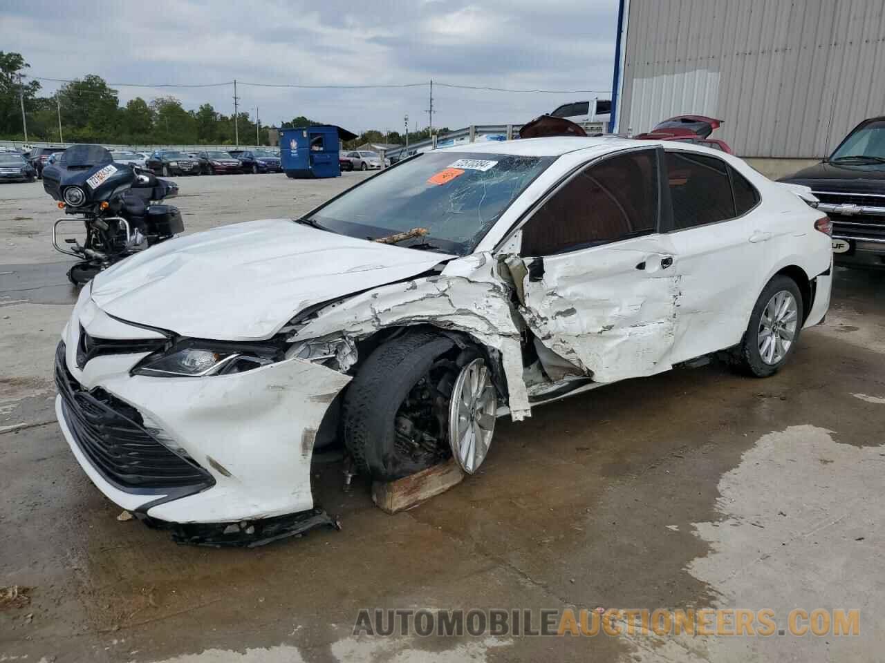 4T1B11HK6JU030529 TOYOTA CAMRY 2018