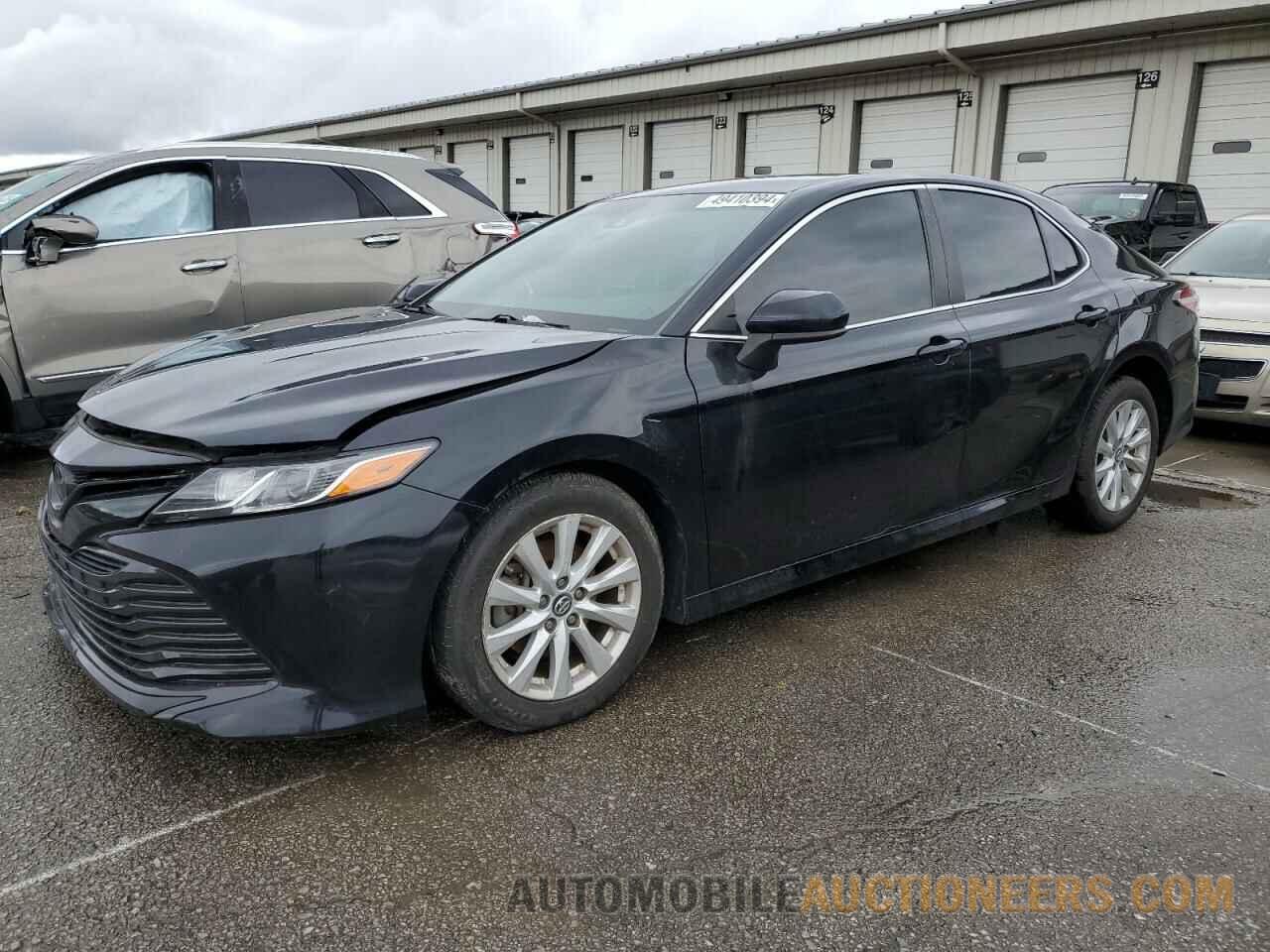 4T1B11HK6JU036136 TOYOTA CAMRY 2018