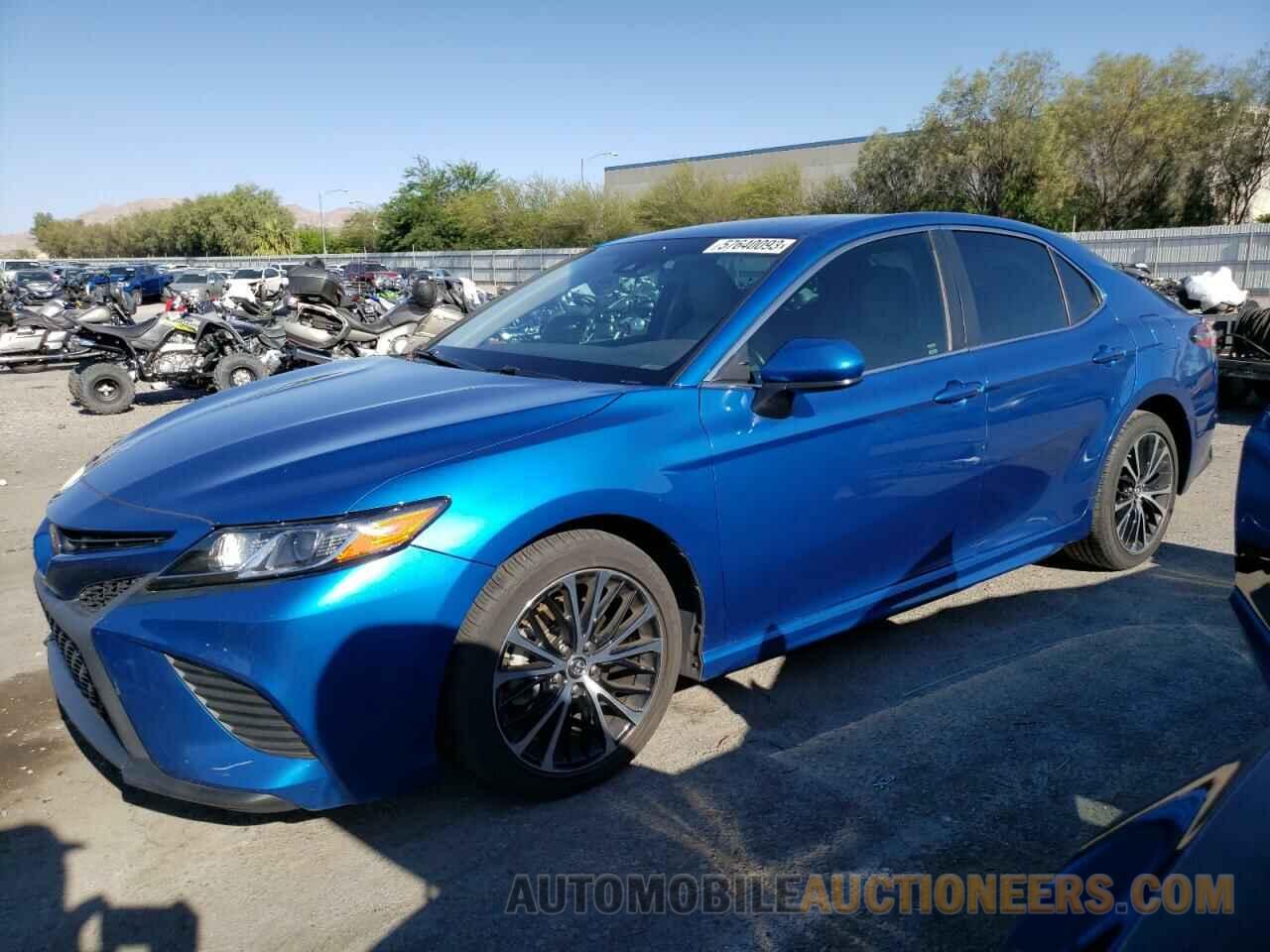 4T1B11HK6JU059609 TOYOTA CAMRY 2018