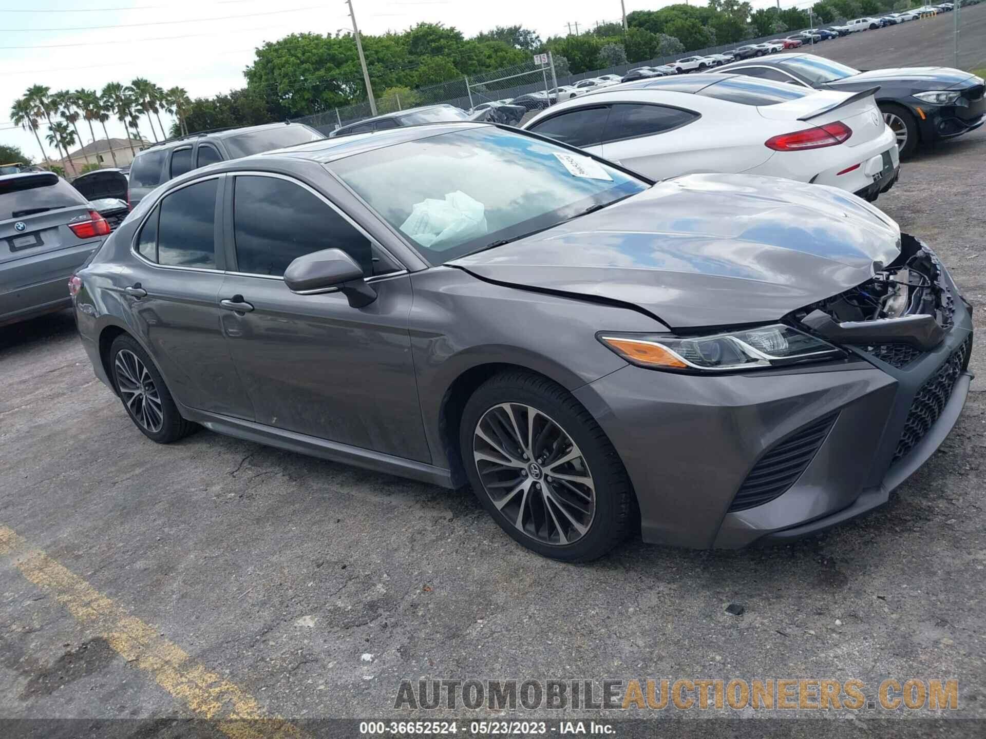 4T1B11HK6JU060338 TOYOTA CAMRY 2018