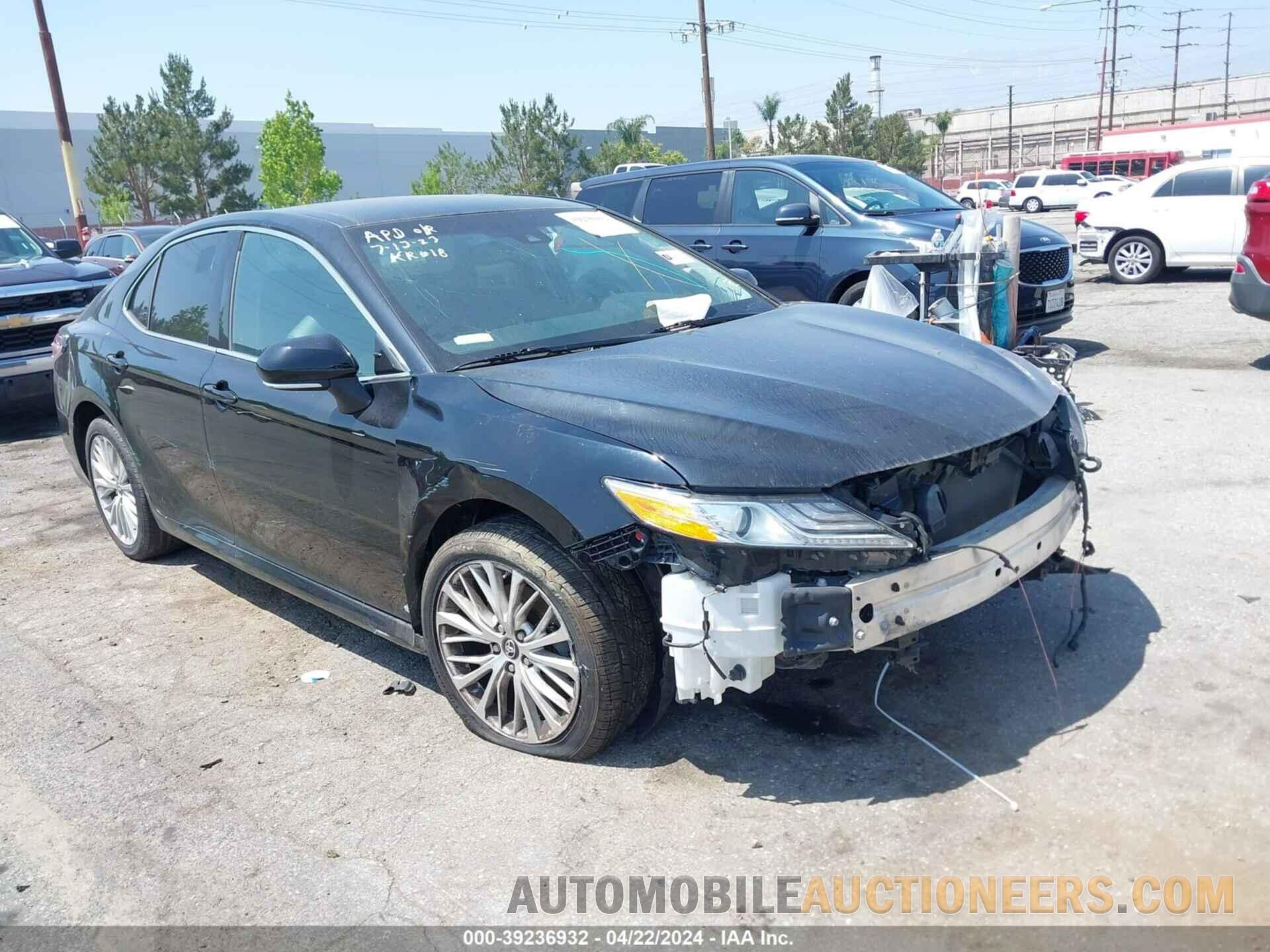 4T1B11HK6JU064390 TOYOTA CAMRY 2018