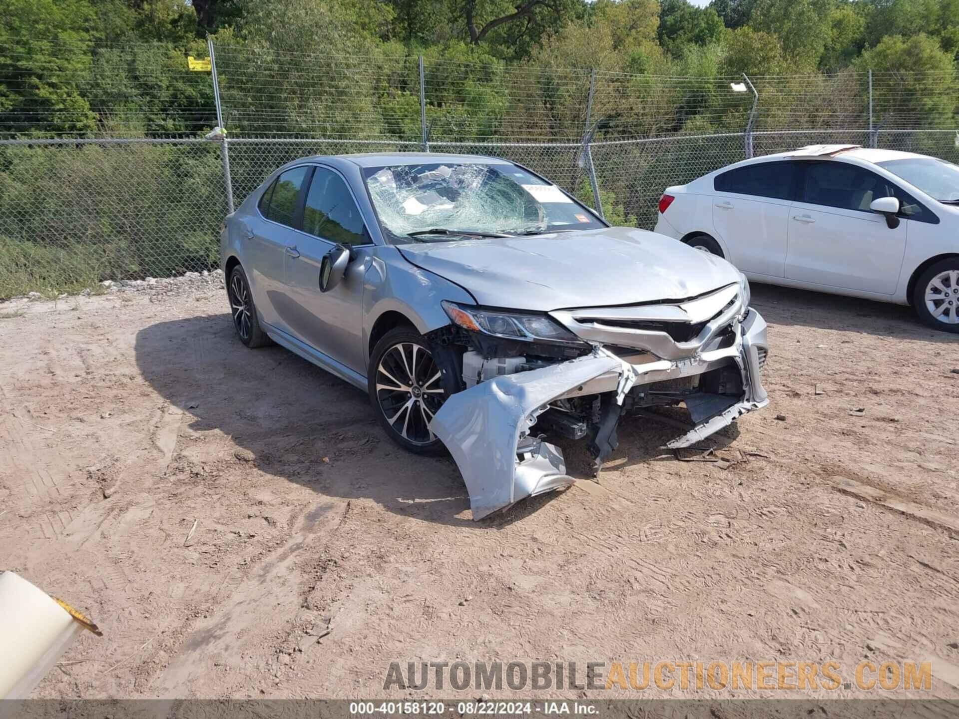 4T1B11HK6JU091315 TOYOTA CAMRY 2018