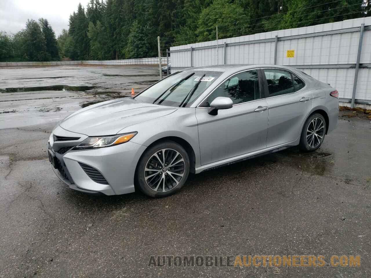 4T1B11HK6JU108971 TOYOTA CAMRY 2018