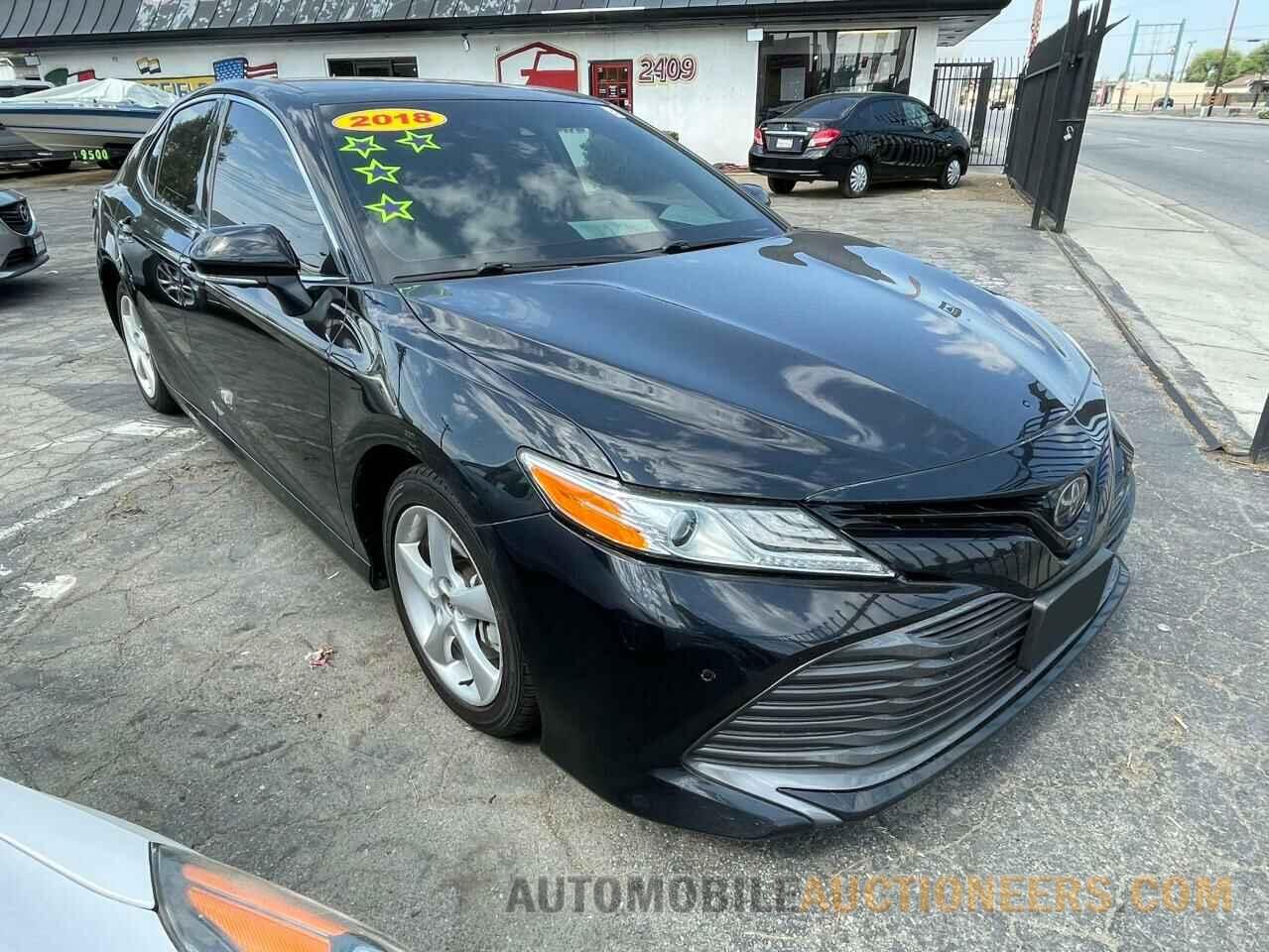 4T1B11HK6JU113524 TOYOTA CAMRY 2018