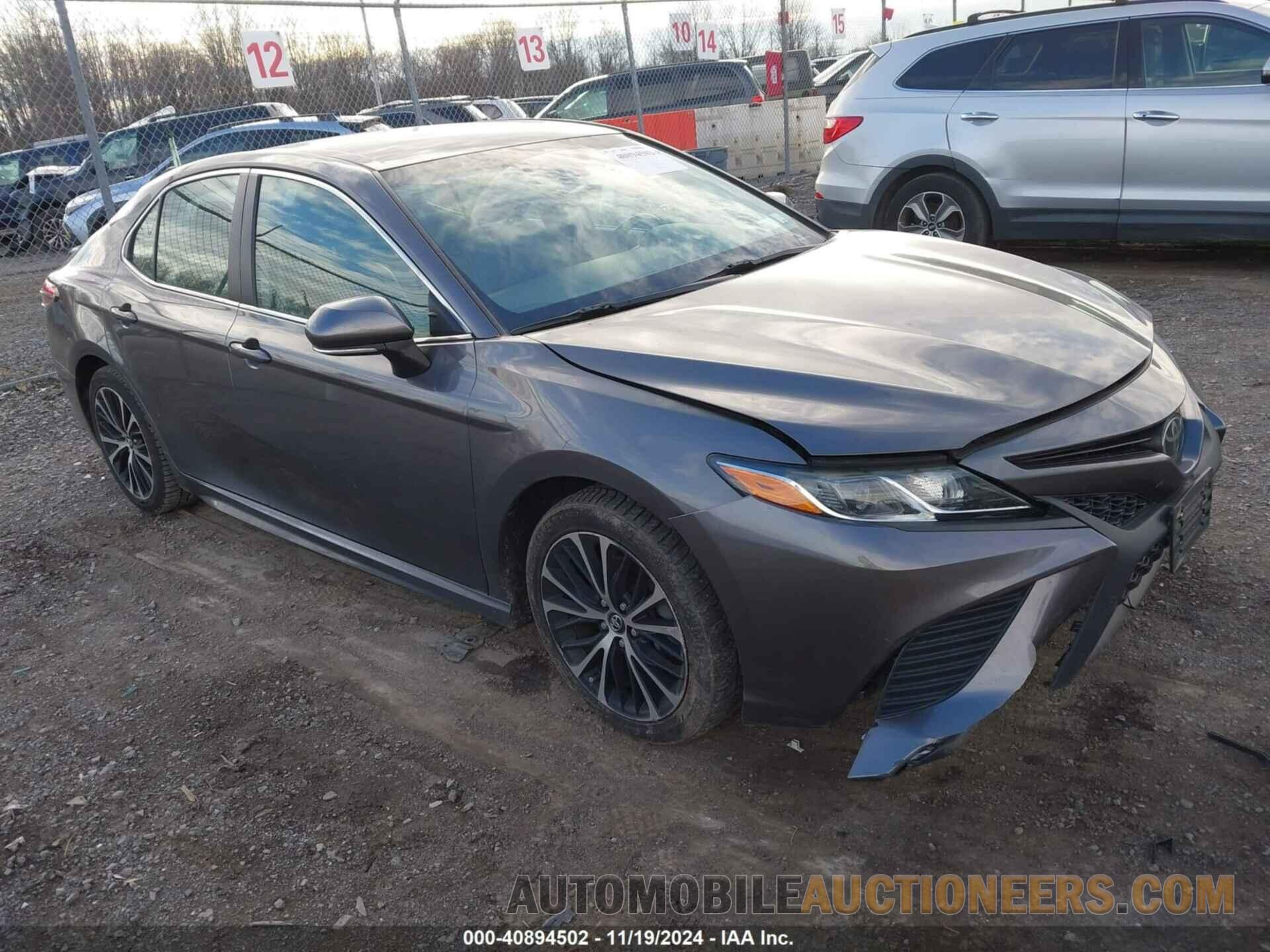 4T1B11HK6JU134812 TOYOTA CAMRY 2018