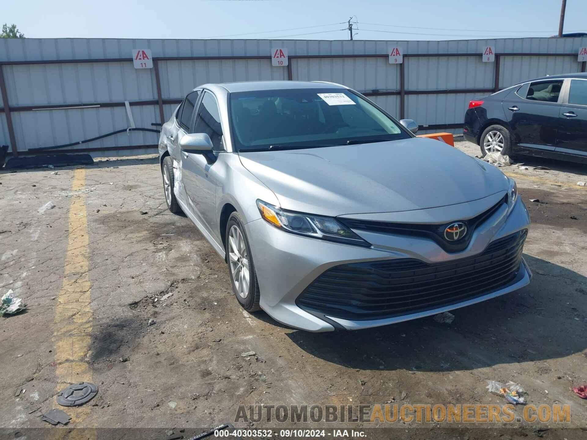 4T1B11HK6JU146474 TOYOTA CAMRY 2018