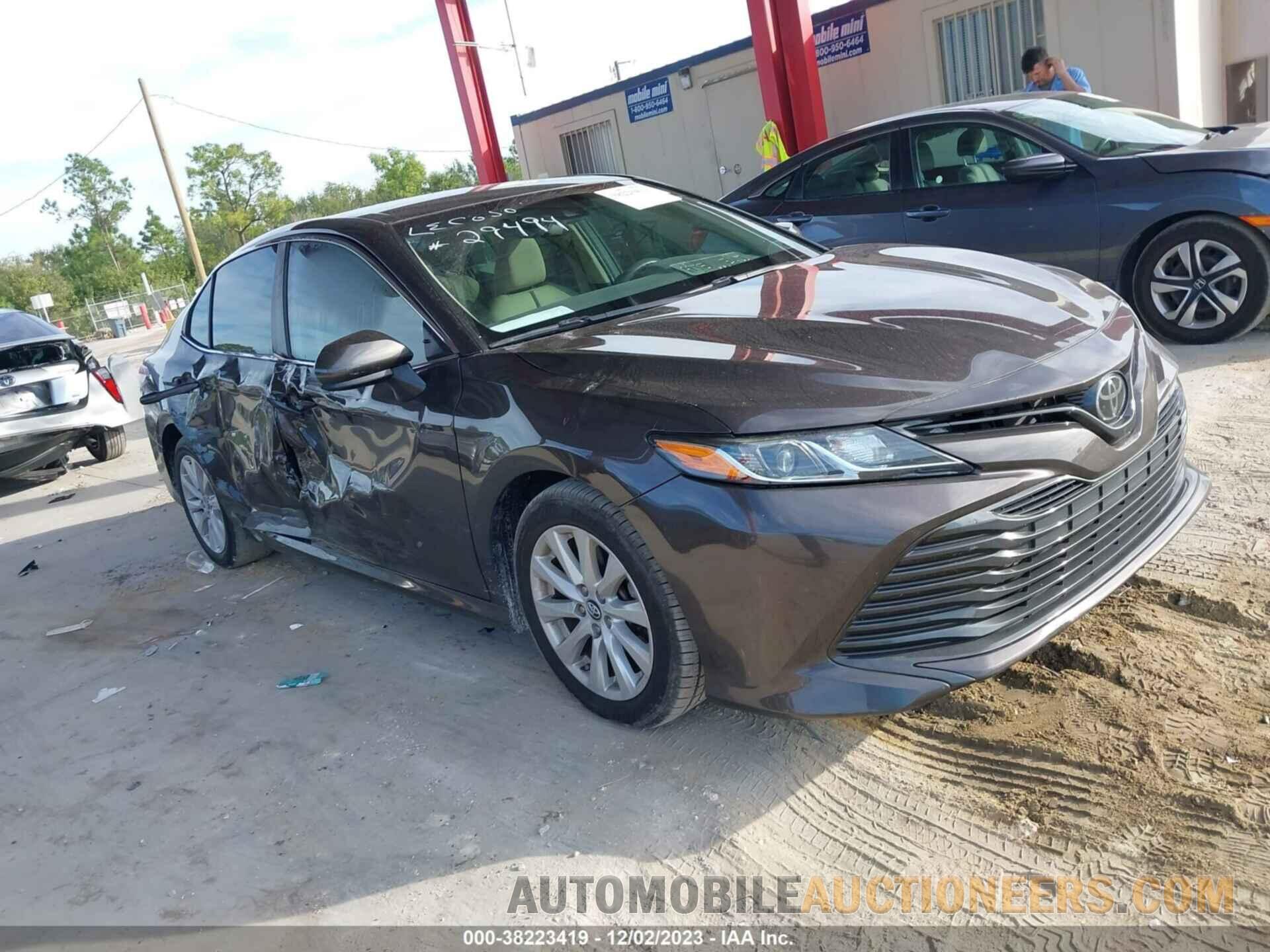 4T1B11HK6JU148161 TOYOTA CAMRY 2018