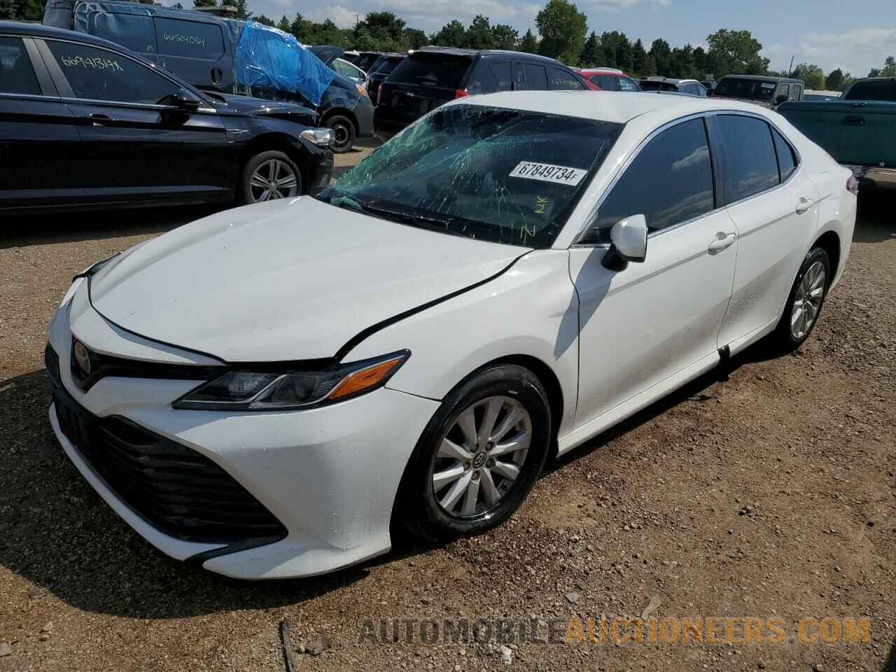 4T1B11HK6JU150153 TOYOTA CAMRY 2018