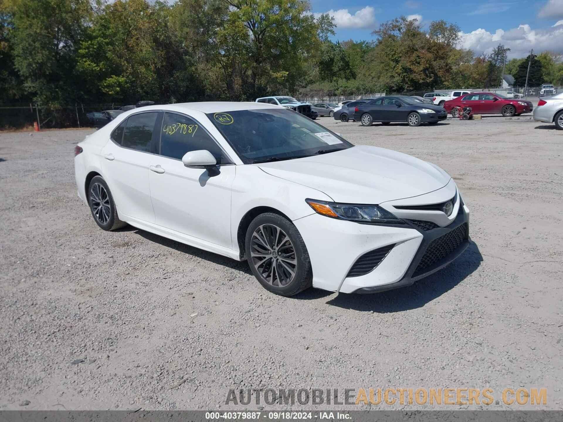 4T1B11HK6JU500199 TOYOTA CAMRY 2018